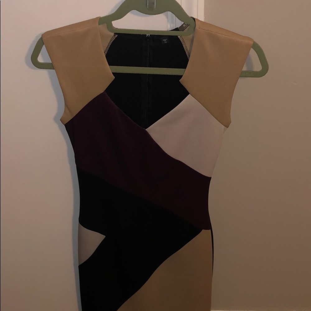 Guess- black color block dress